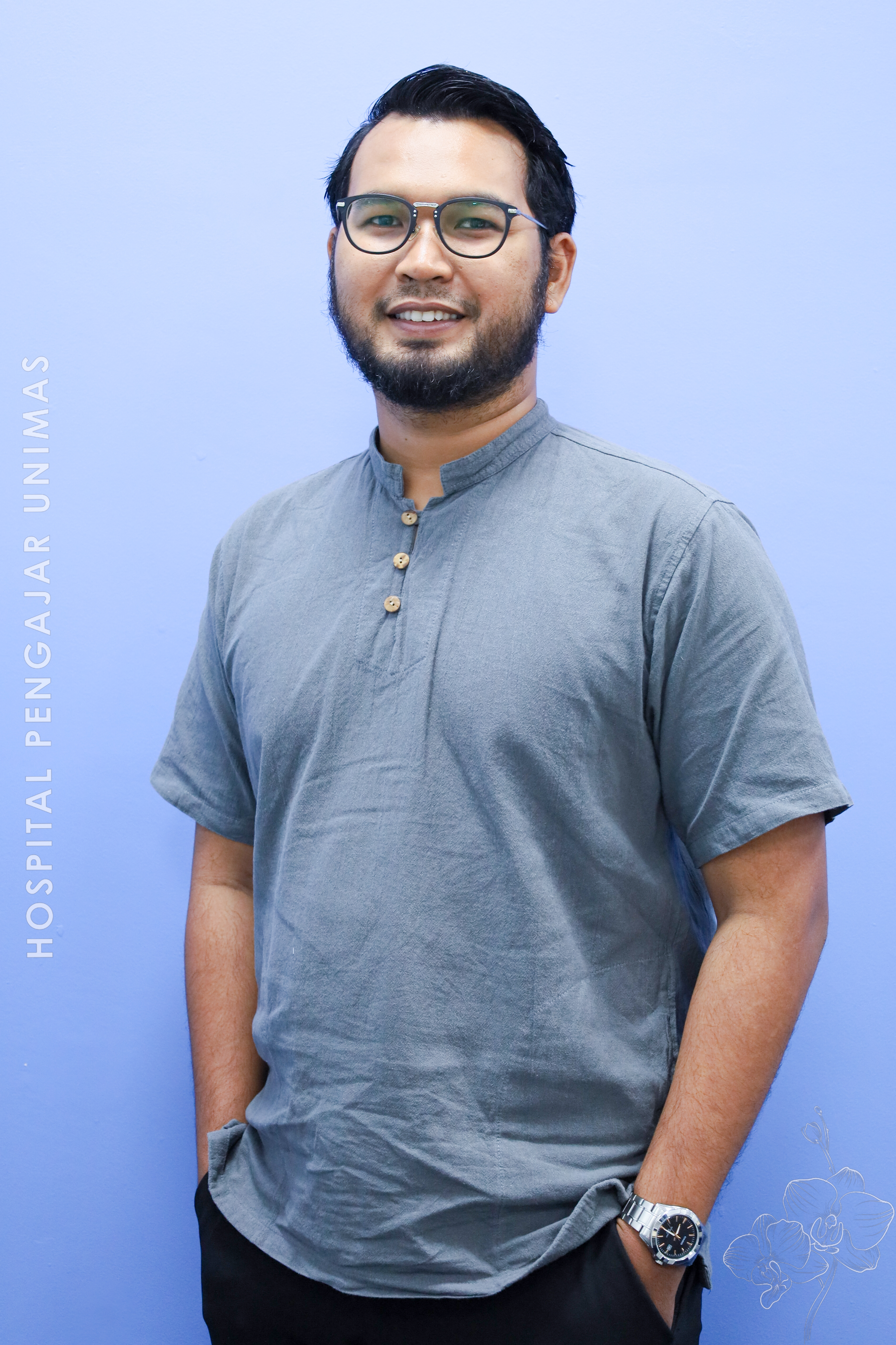Encik Mohd Azril bin Sallehi